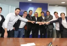 UM DOS MELHORES PREFEITOS DO BRASIL, JOÃO CAMPOS, AGORA, FAZ PARTE DO PARTIDO DO MELHOR DEPUTADO FEDERAL DO BRASIL, ELMAR NASCIMENTO.